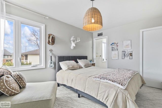 22592 Van Street, St Clair Shores, MI 48047