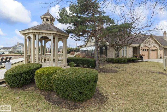 22592 Van Street, St Clair Shores, MI 48047