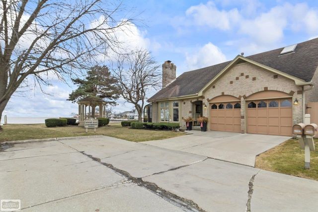 22592 Van Street, St Clair Shores, MI 48047