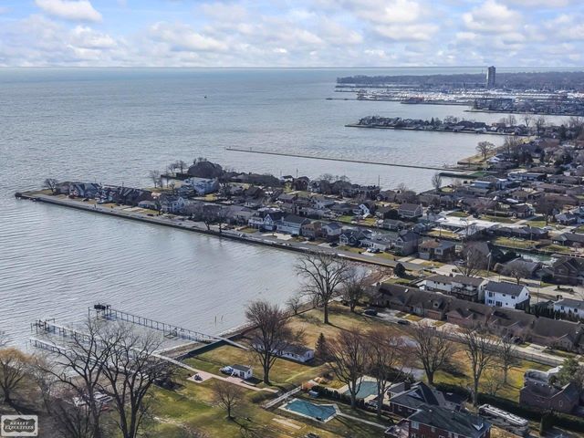 22592 Van Street, St Clair Shores, MI 48047