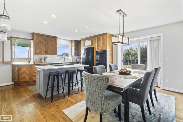 22592 Van Street, St Clair Shores, MI 48047