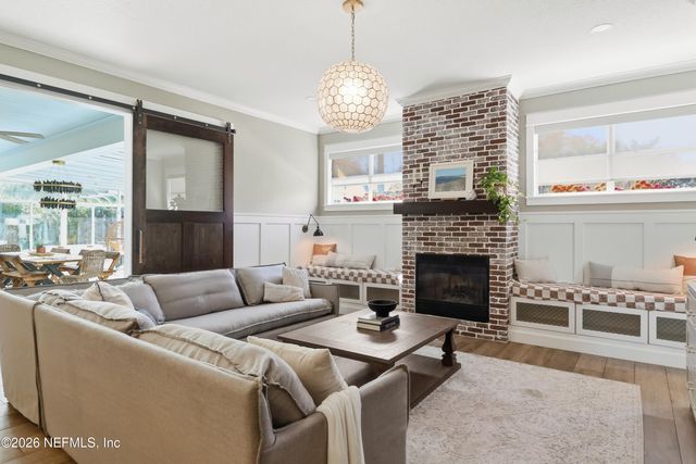 820 LOTUS Lane N, Jacksonville, FL 32259