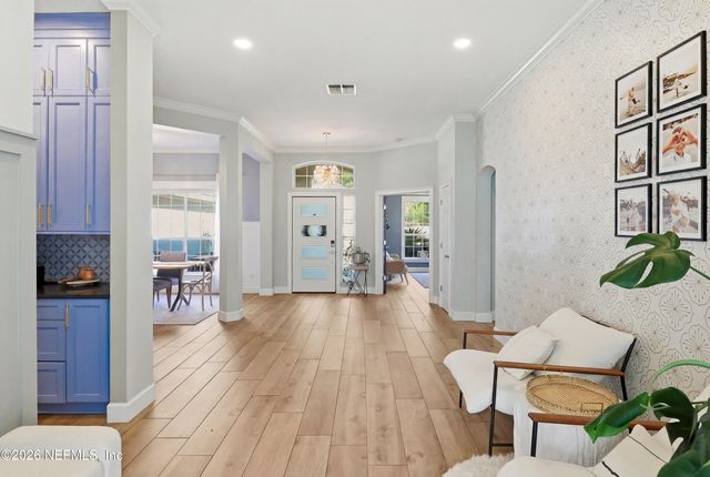 820 LOTUS Lane N, Jacksonville, FL 32259