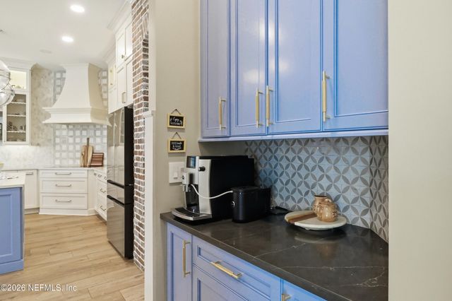 820 LOTUS Lane N, Jacksonville, FL 32259