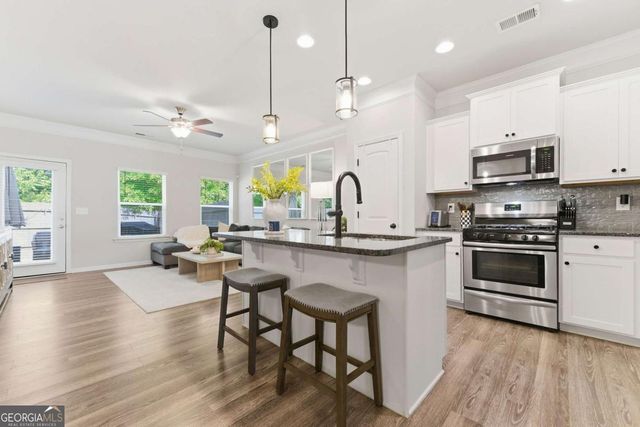 153 Hickory Village Circle, Canton, GA 30115