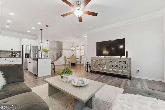 153 Hickory Village Circle, Canton, GA 30115