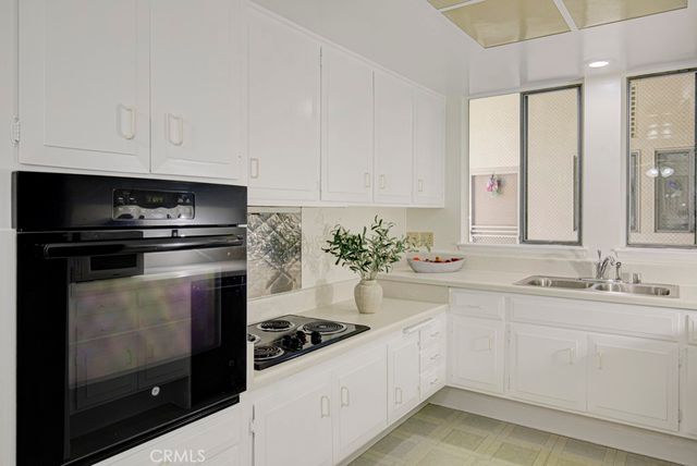 255 Calle Aragon Q, Laguna Woods, CA 92637