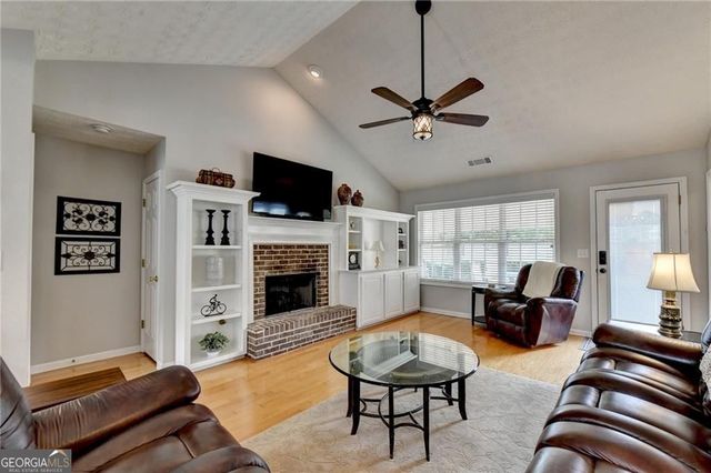 5205 Ashbury Manor Lane, Sugar Hill, GA 30518