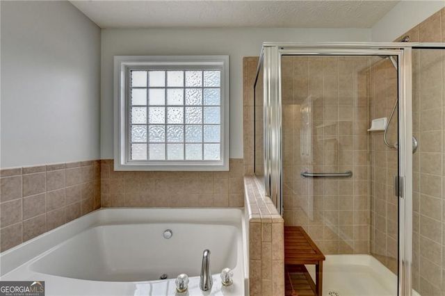 5205 Ashbury Manor Lane, Sugar Hill, GA 30518
