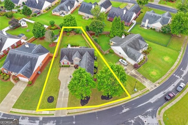5205 Ashbury Manor Lane, Sugar Hill, GA 30518