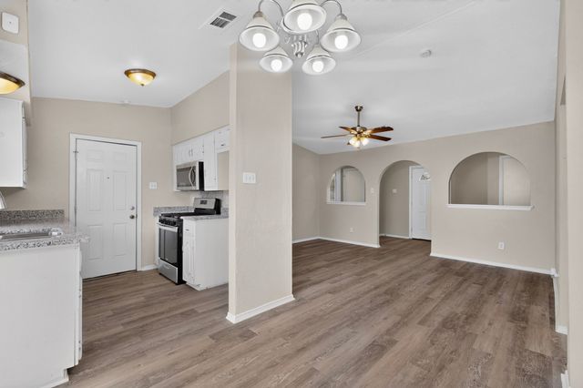 9839 Glengreen Drive, Dallas, TX 75217