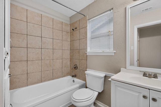 9839 Glengreen Drive, Dallas, TX 75217