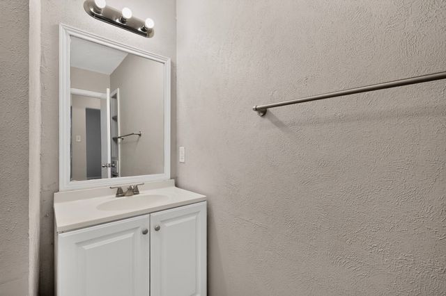 9839 Glengreen Drive, Dallas, TX 75217