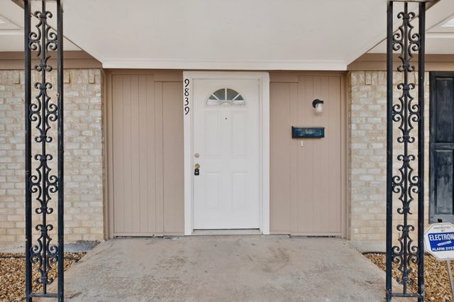 9839 Glengreen Drive, Dallas, TX 75217