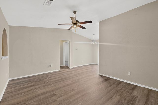 9839 Glengreen Drive, Dallas, TX 75217