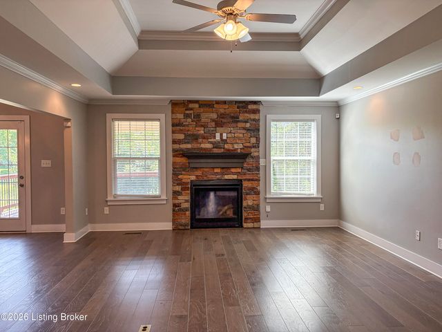2304 Artisan Glen Ct, Fisherville, KY 40023