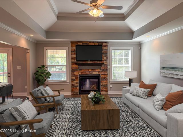 2304 Artisan Glen Ct, Fisherville, KY 40023