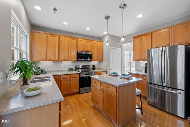 3314 Chrysanthemum Way, Raleigh, NC 27614