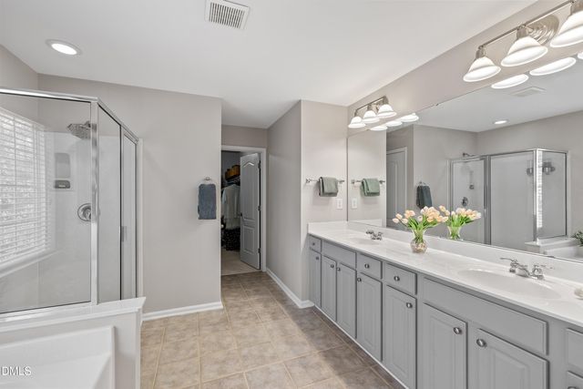 3314 Chrysanthemum Way, Raleigh, NC 27614