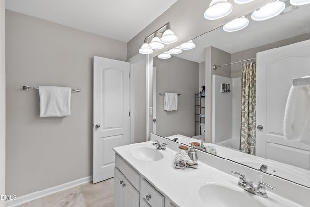 3314 Chrysanthemum Way, Raleigh, NC 27614