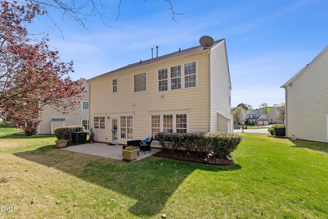 3314 Chrysanthemum Way, Raleigh, NC 27614