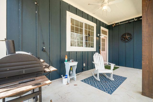 201 Sunny Hill Drive, Coldspring, TX 77331