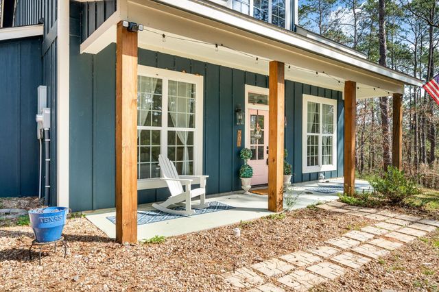 201 Sunny Hill Drive, Coldspring, TX 77331