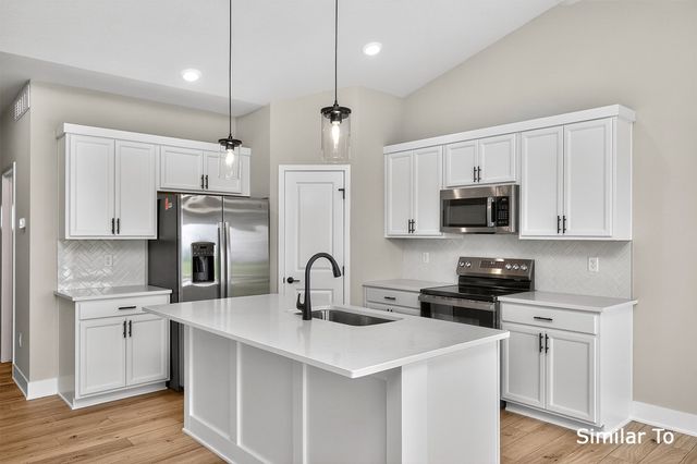 1595 Werthman Drive, Waukee, IA 50263