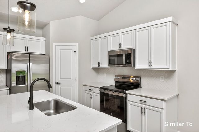 1595 Werthman Drive, Waukee, IA 50263