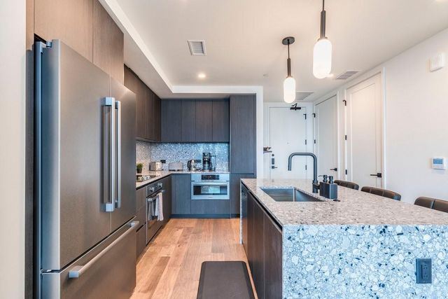 84 East Ave 1902, Austin, TX 78701