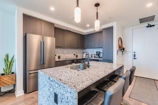84 East Ave 1902, Austin, TX 78701