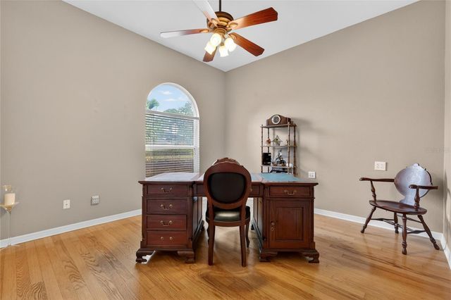 1920 EDGEWATER DRIVE, Mount Dora, FL 32757