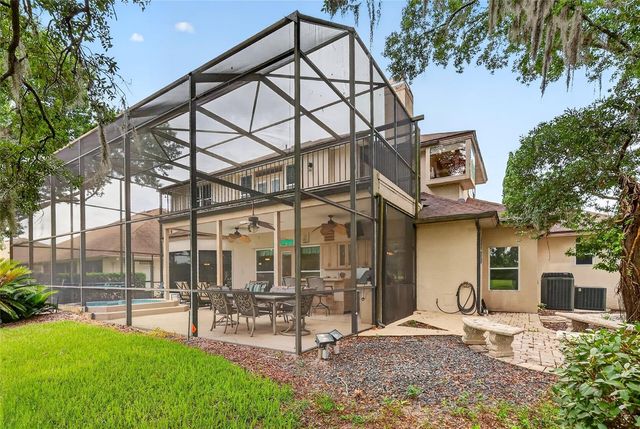 1920 EDGEWATER DRIVE, Mount Dora, FL 32757