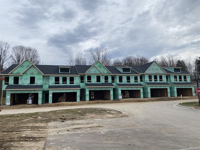 4852 Hidden River Avenue 56, Wyoming, MI 49418