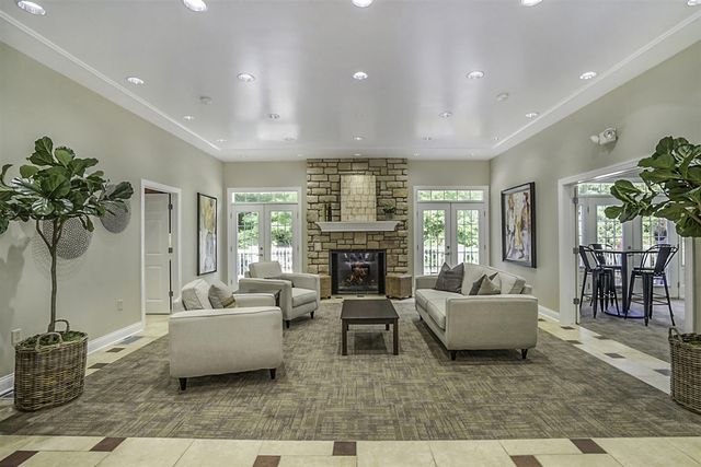 4852 Hidden River Avenue 56, Wyoming, MI 49418