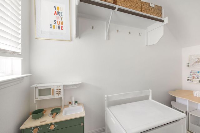 6112 Belgrave DR, Austin, TX 78747