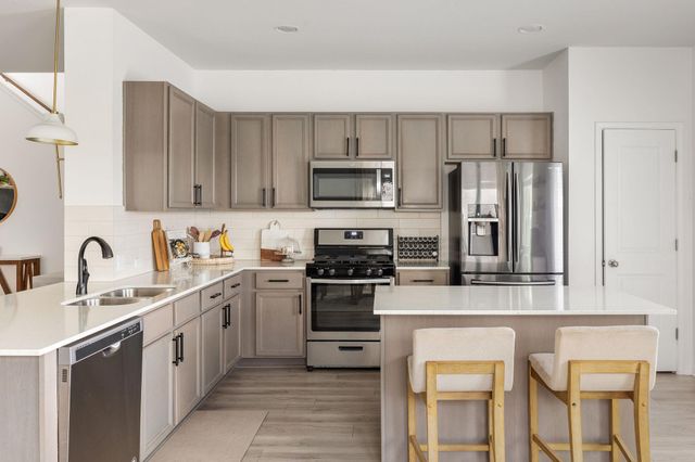 6112 Belgrave DR, Austin, TX 78747