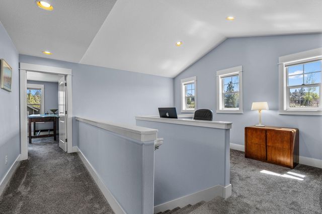 1082 SE Yarrow Avenue, Madras, OR 97741