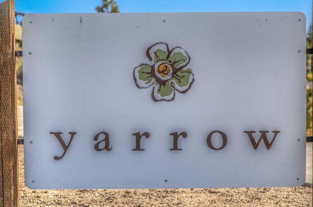 1082 SE Yarrow Avenue, Madras, OR 97741