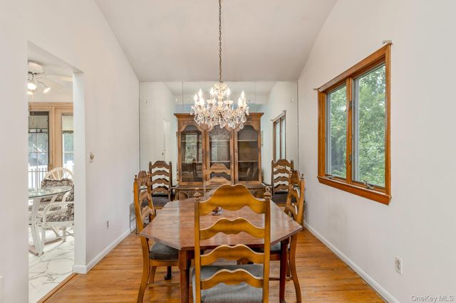 16 Arlington Avenue, Saint James, NY 11780