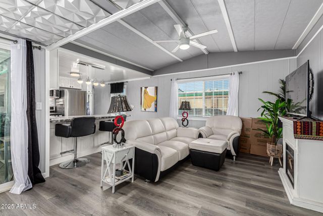 15606 S Gilbert Road 109, Chandler, AZ 85225