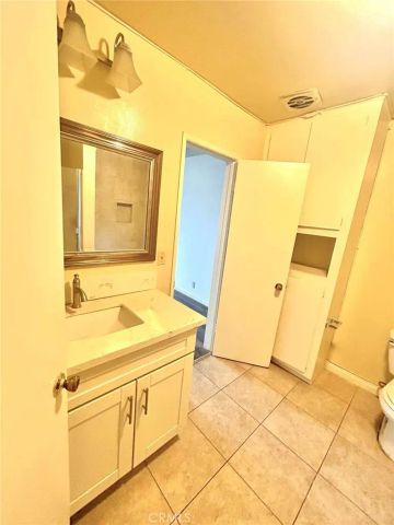 922 W Duarte Rd 3, Arcadia, CA 91007