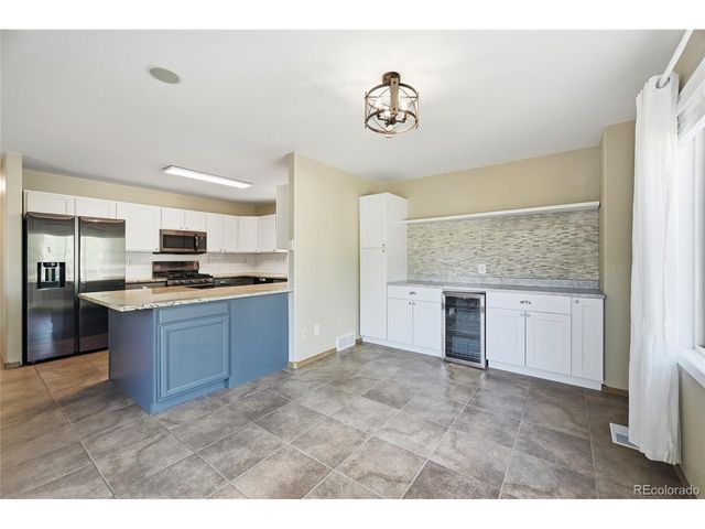 3944 Willowood Ave, Loveland, CO 80538