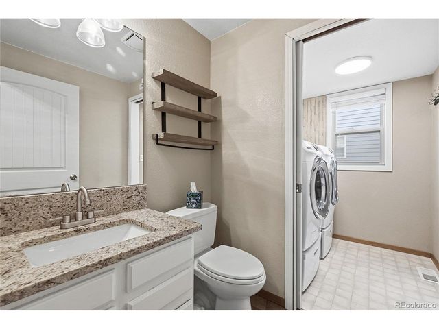3944 Willowood Ave, Loveland, CO 80538