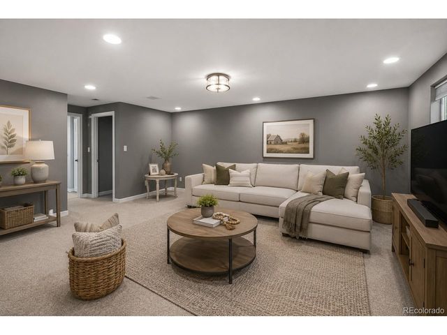3944 Willowood Ave, Loveland, CO 80538