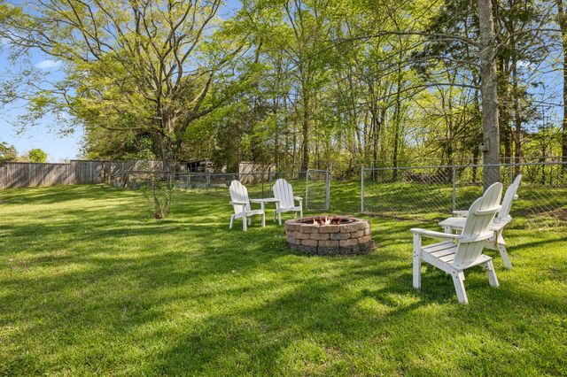147 Mires Rd, Mount Juliet, TN 37122