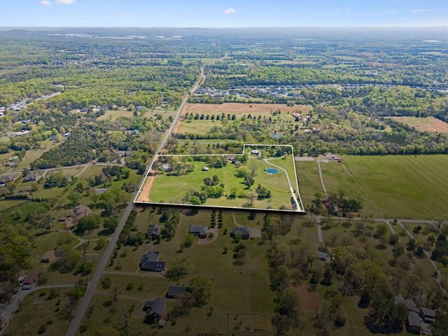147 Mires Rd, Mount Juliet, TN 37122