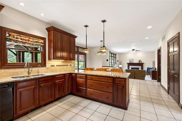 3605 E Salinas Circle, Sugarcreek Twp, OH 45440
