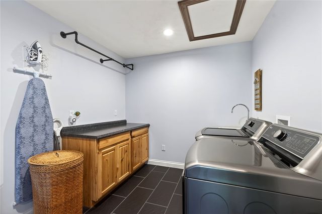3605 E Salinas Circle, Sugarcreek Twp, OH 45440
