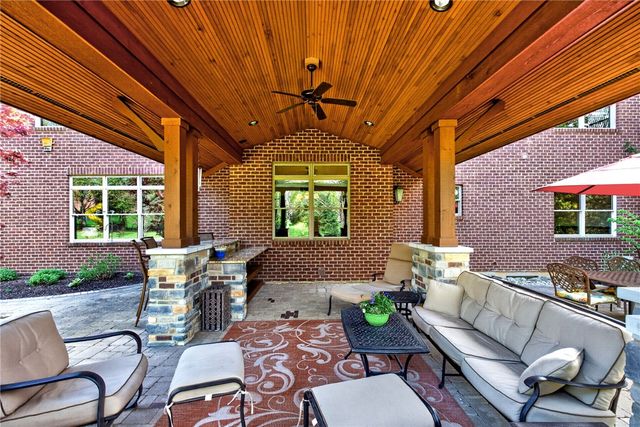 3605 E Salinas Circle, Sugarcreek Twp, OH 45440